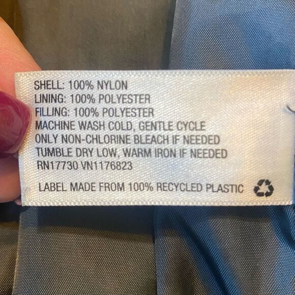 Universal Thread Women's Puffer Jacket Water Resistant - Picture 11 of 11